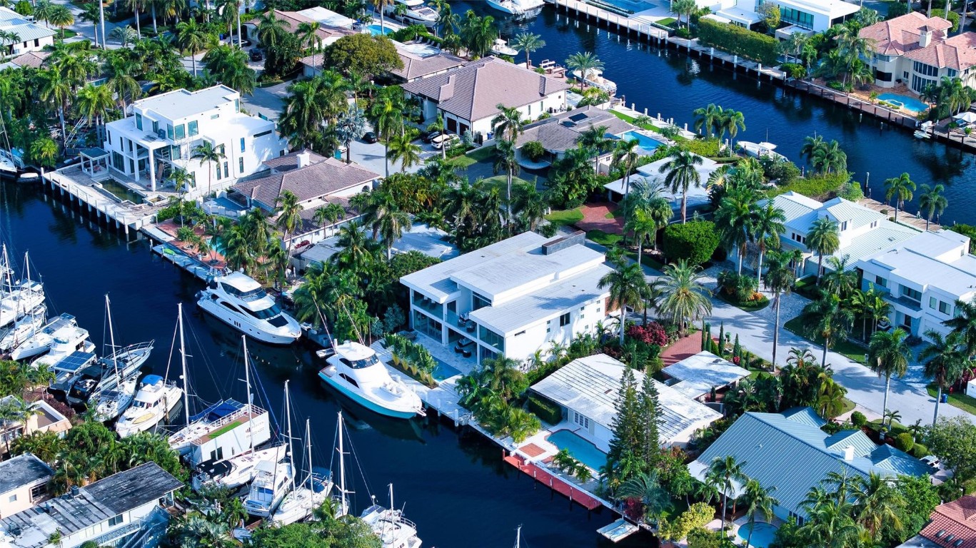 91 Fiesta Fort Lauderdale, FL 33301