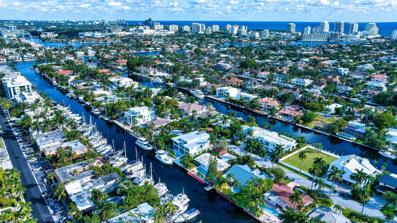 91 Fiesta Fort Lauderdale, FL 33301