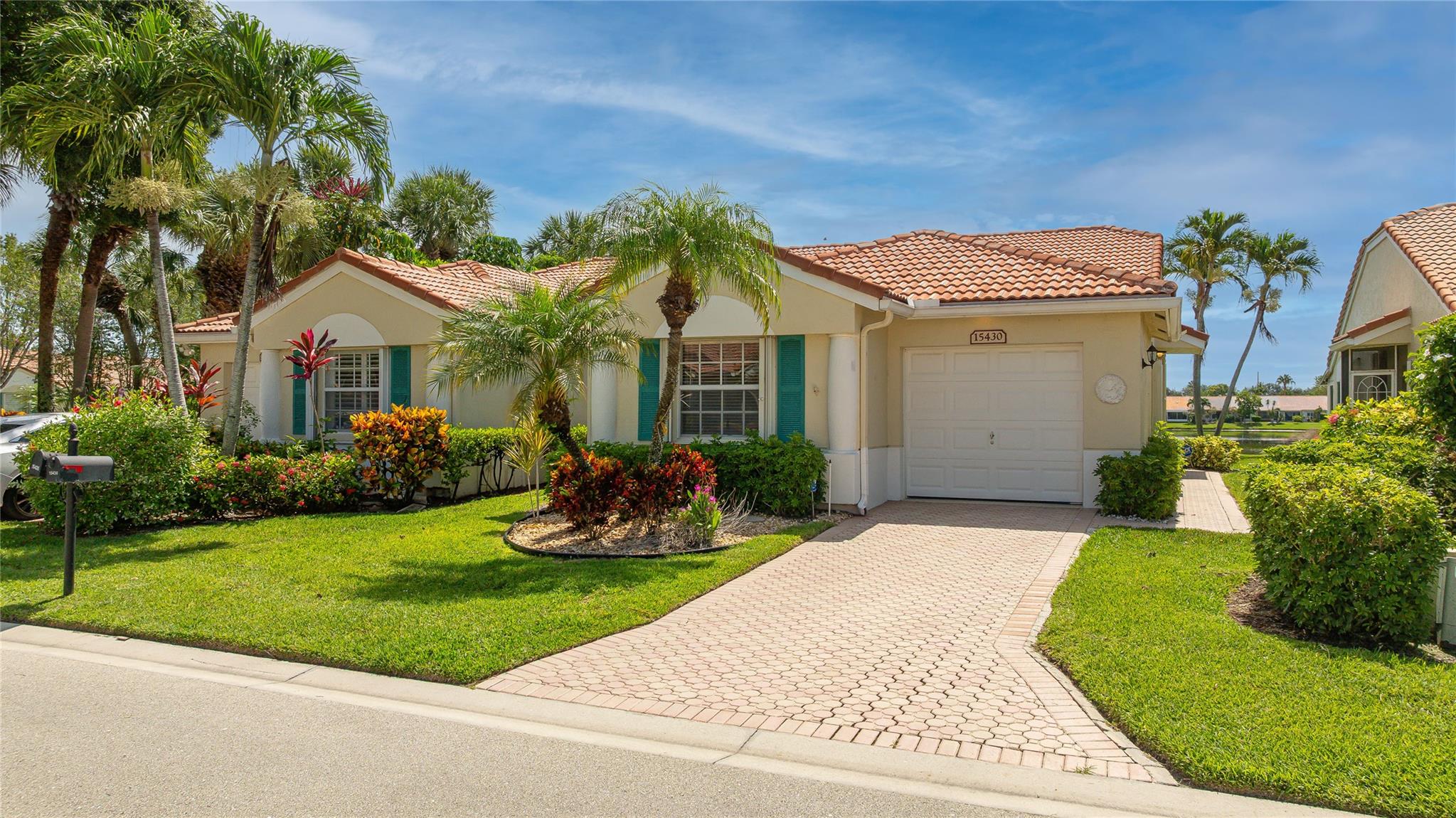 15430 Floral Clb Rd