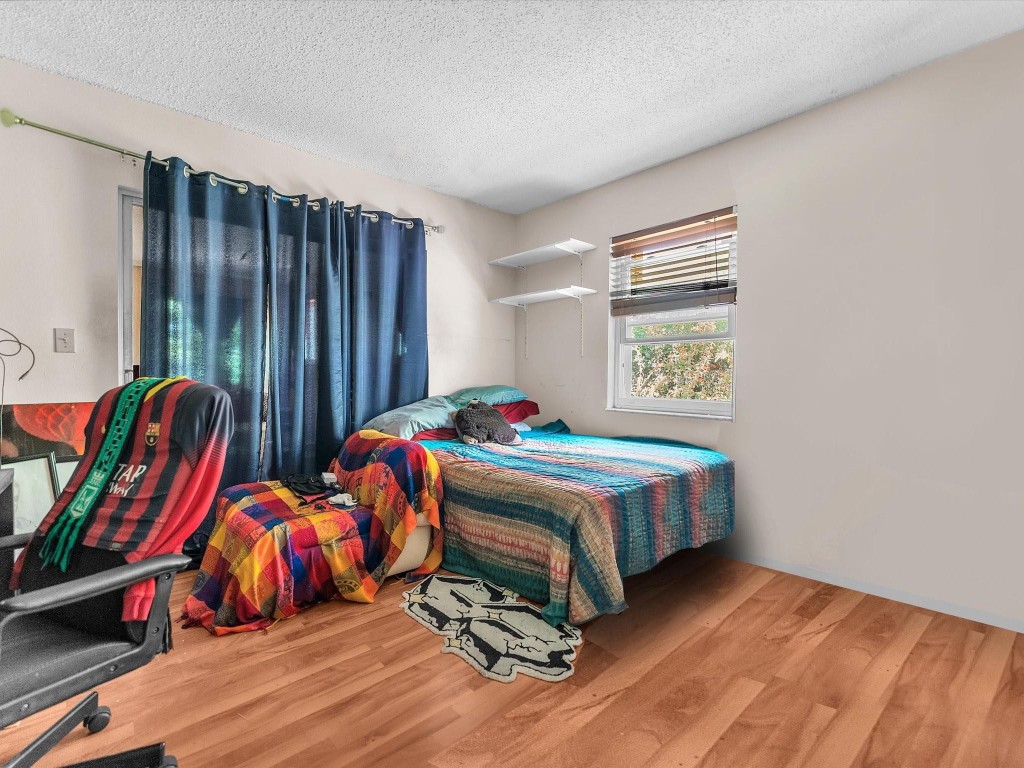 6171 SW 6th Margate, FL 33068