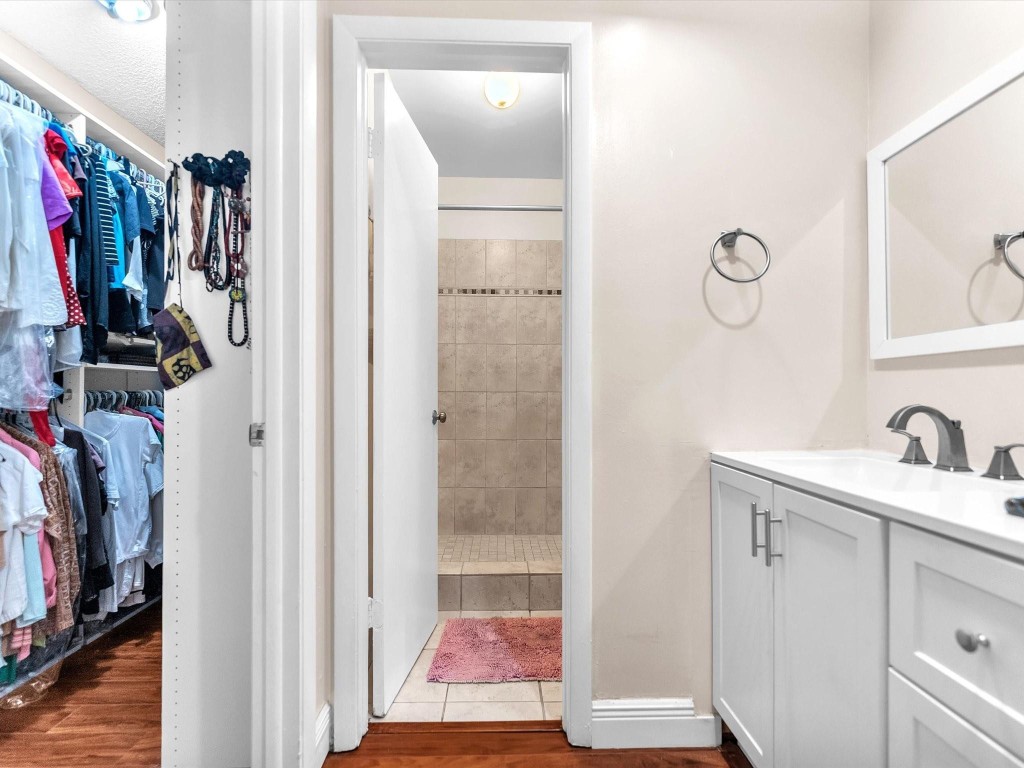 6171 SW 6th Margate, FL 33068