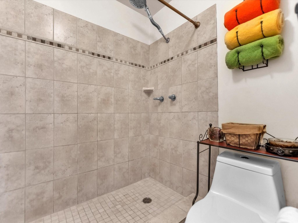 6171 SW 6th Margate, FL 33068