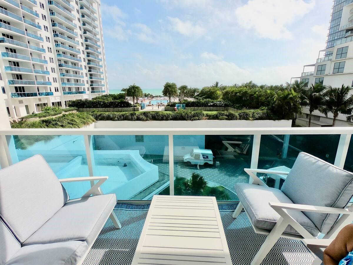 2301 Collins Ave #338