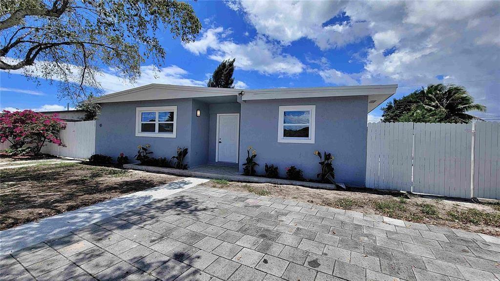 266 NE 42nd St