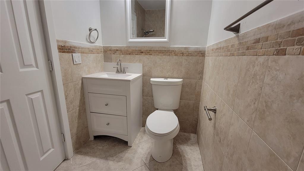 266 NE 42nd St Deerfield Beach, FL 33064