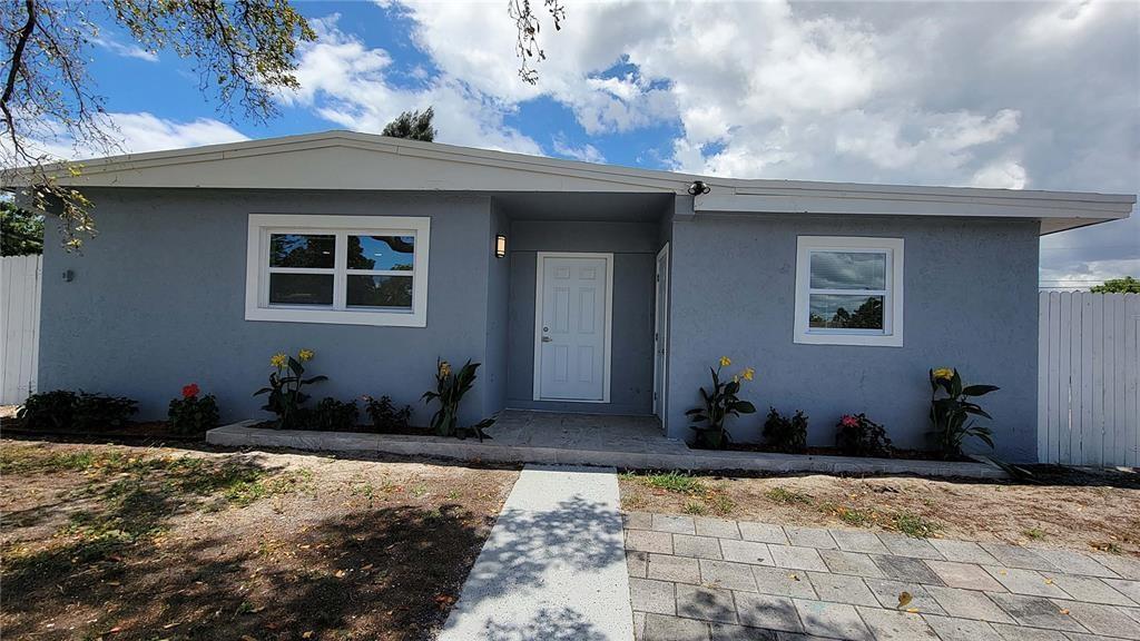 266 NE 42nd St Deerfield Beach, FL 33064