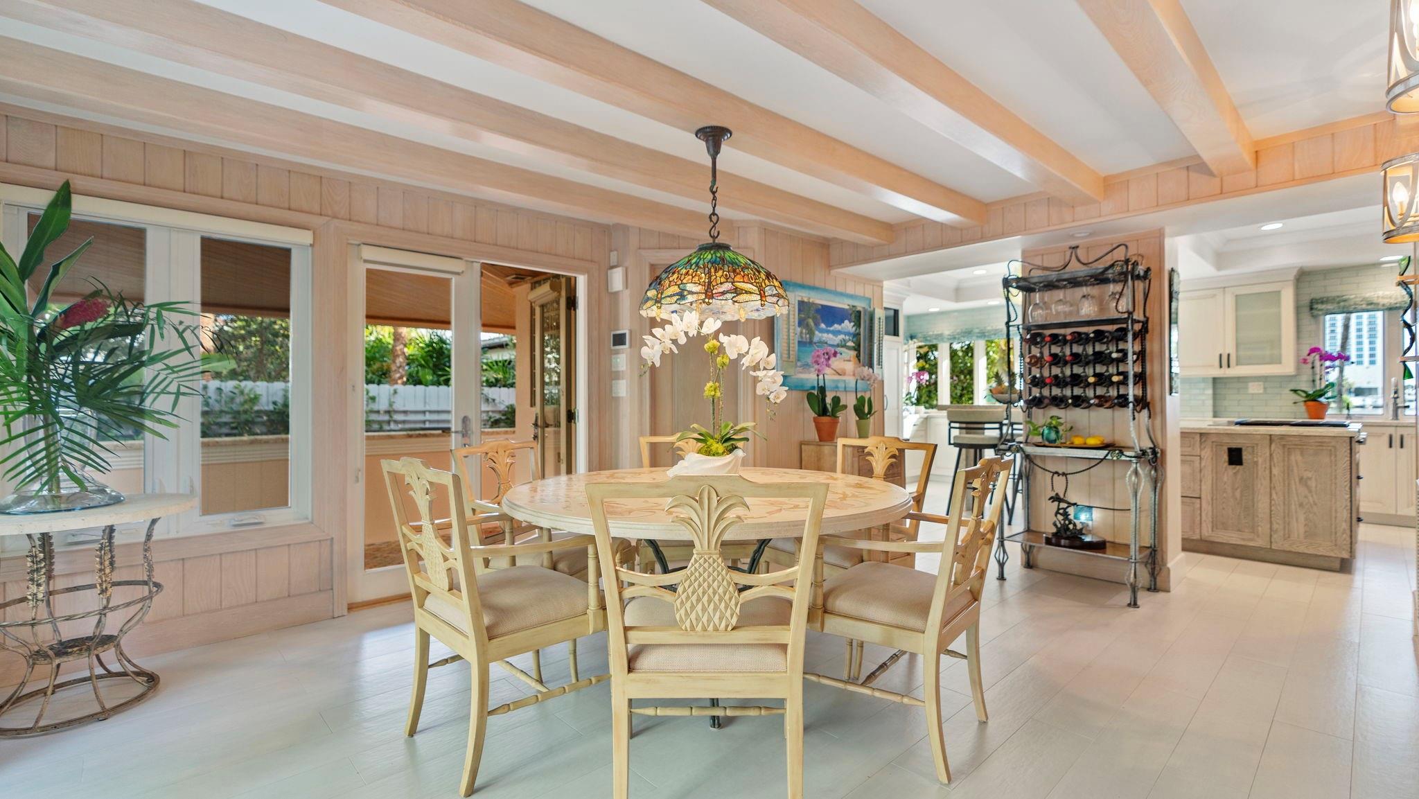 615 Idlewyld Dr Fort Lauderdale, FL 33301