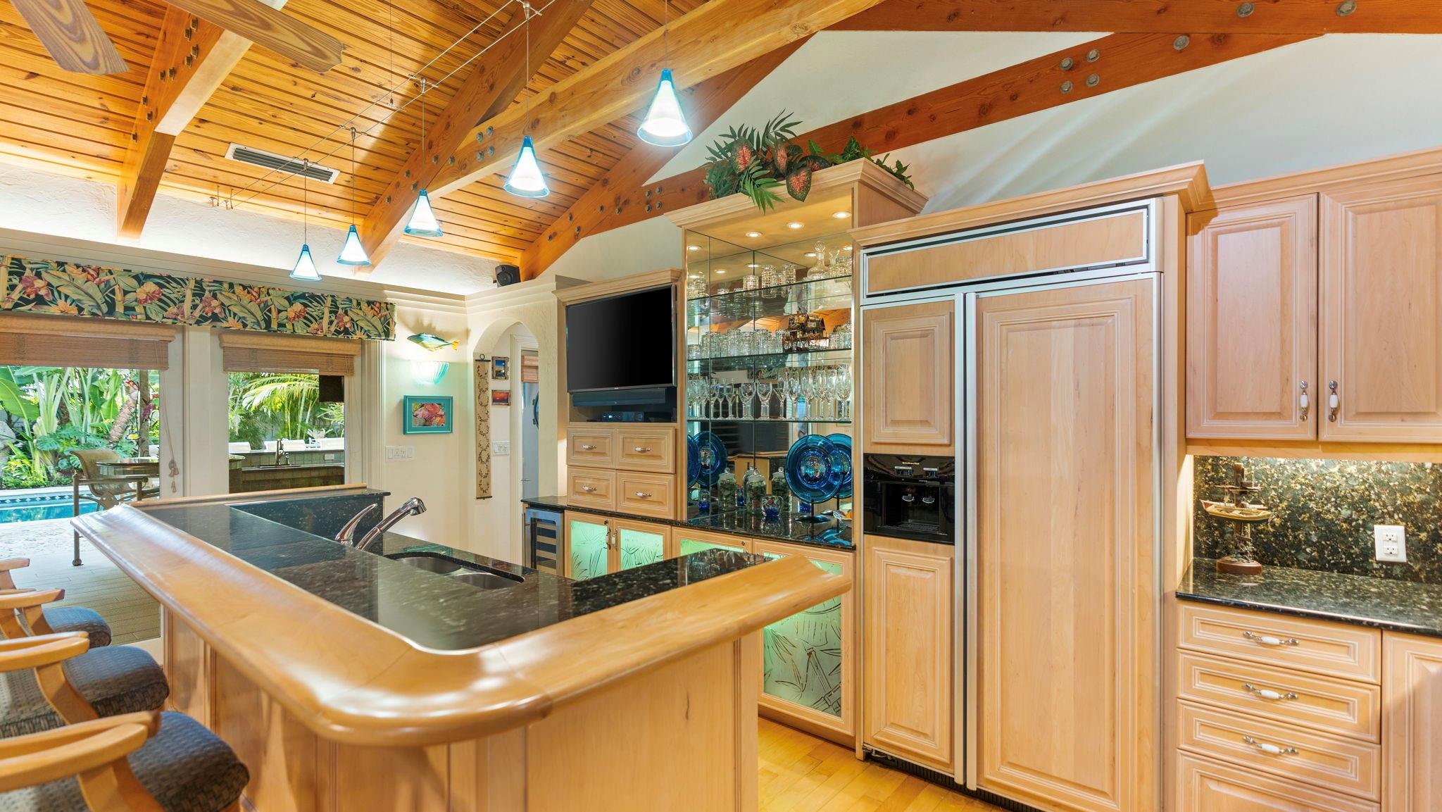 615 Idlewyld Dr Fort Lauderdale, FL 33301