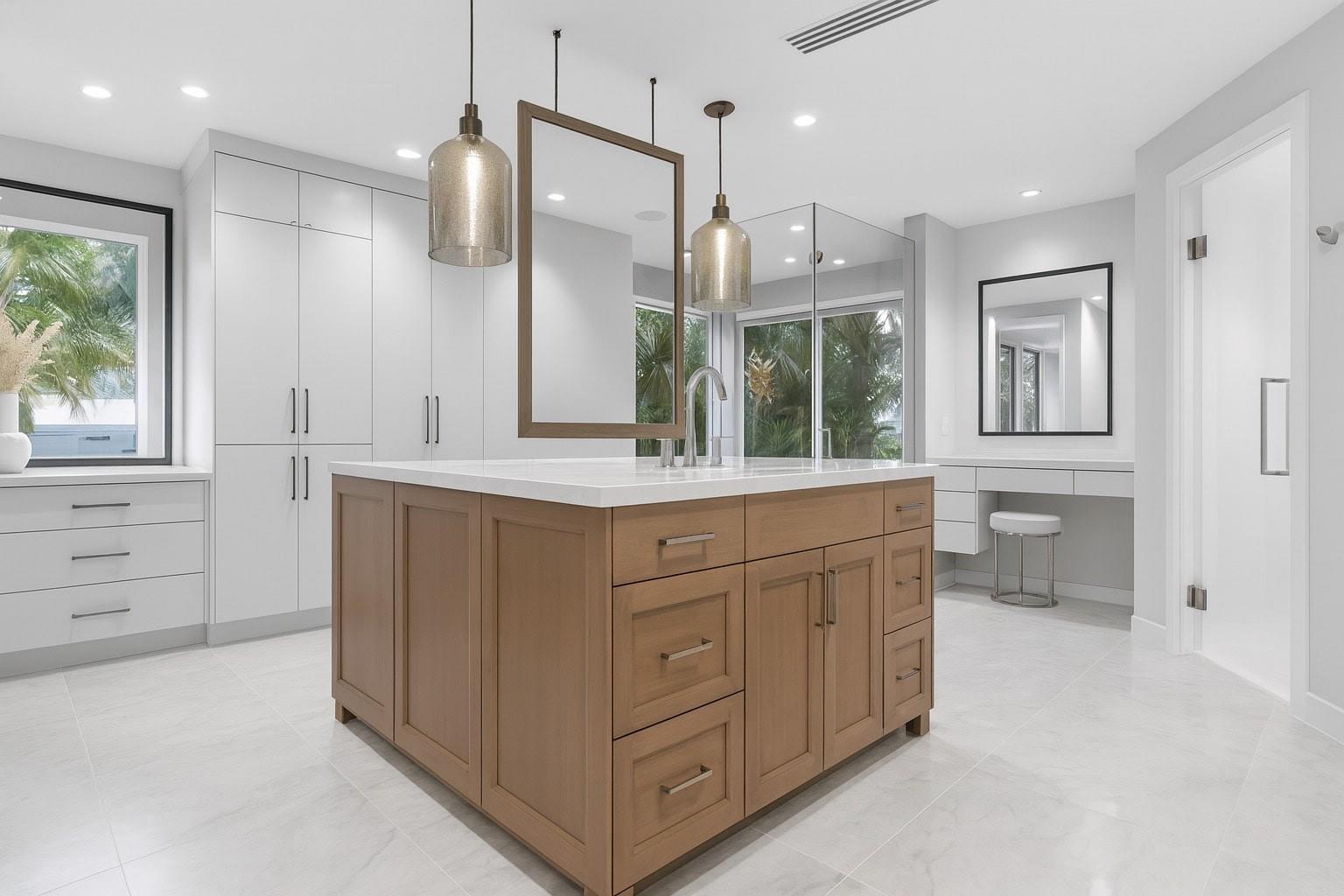 615 Idlewyld Dr Fort Lauderdale, FL 33301