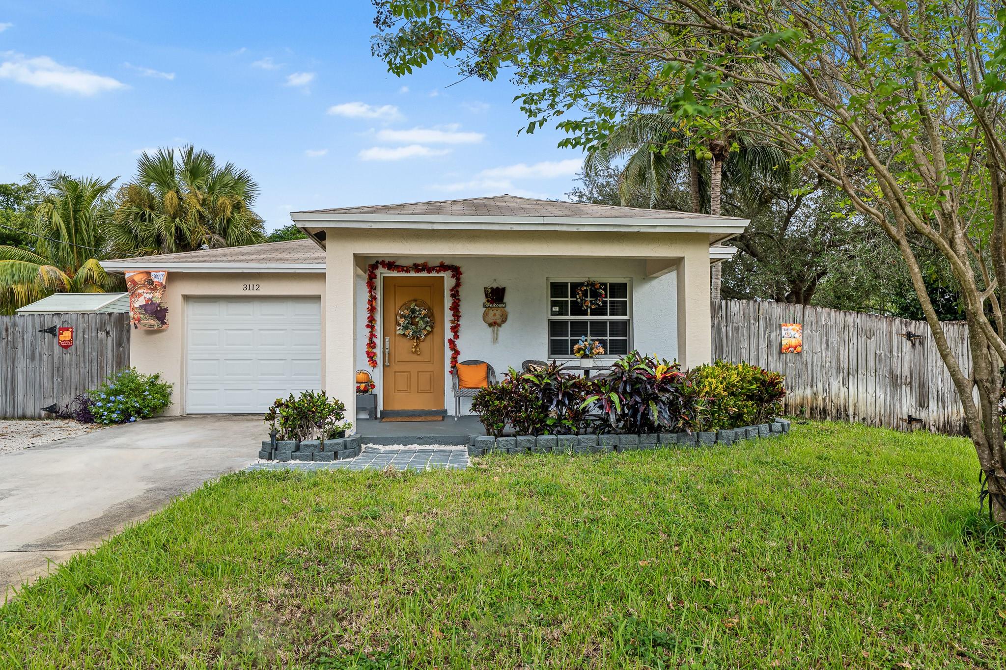 3112 NE 17th Ave