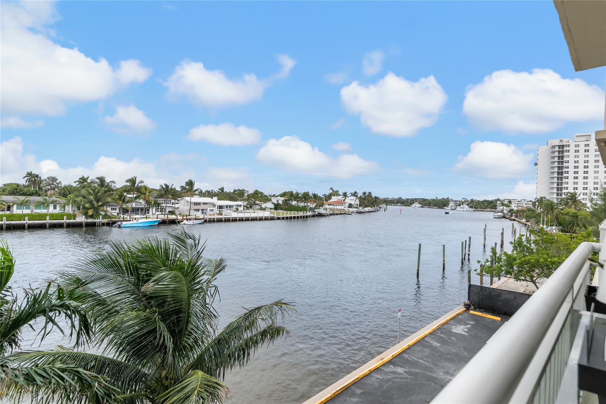 2611 N Riverside Dr #307 Pompano Beach, FL 33062