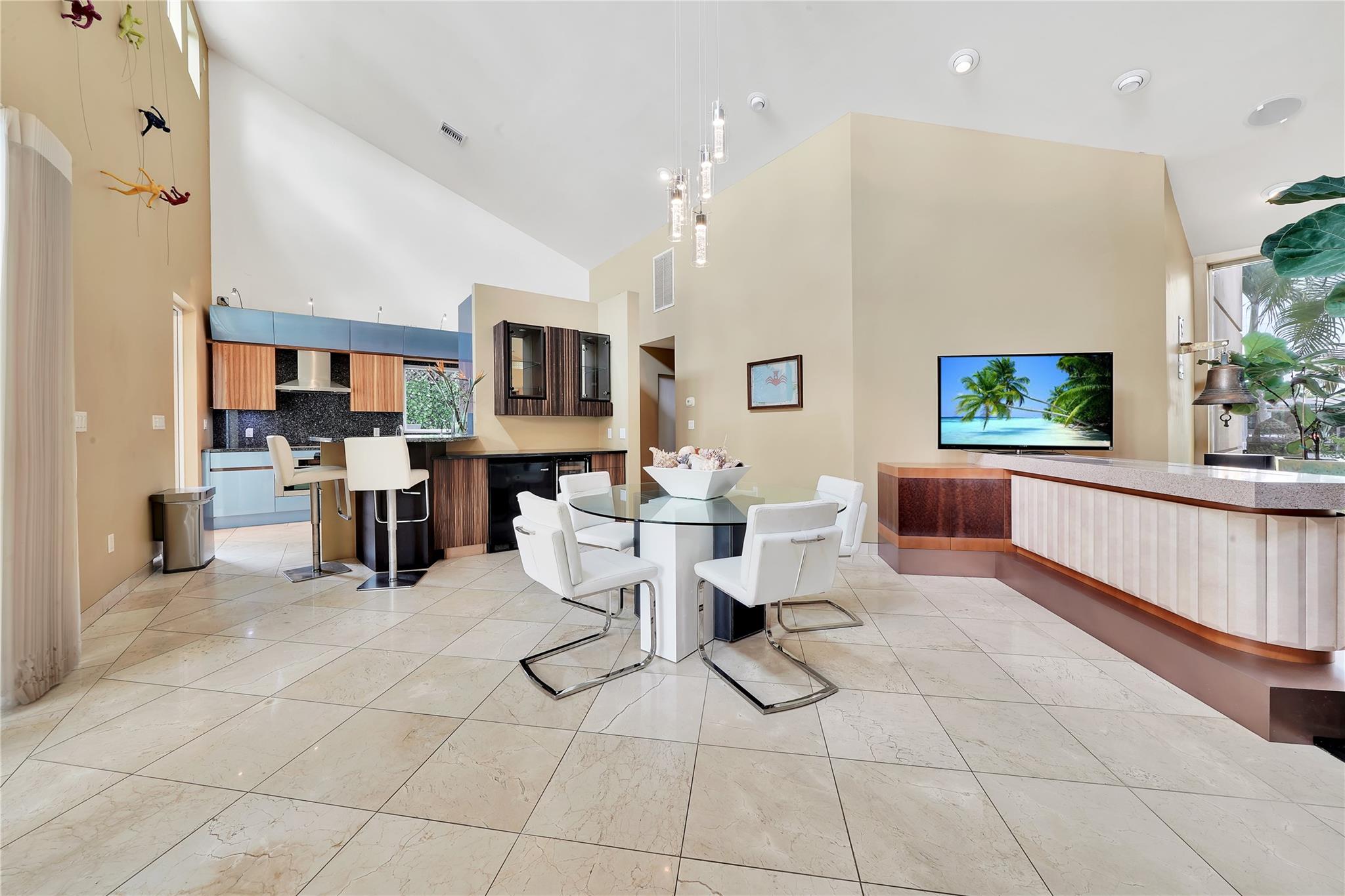 2631 Okeechobee Ln Fort Lauderdale, FL 33312