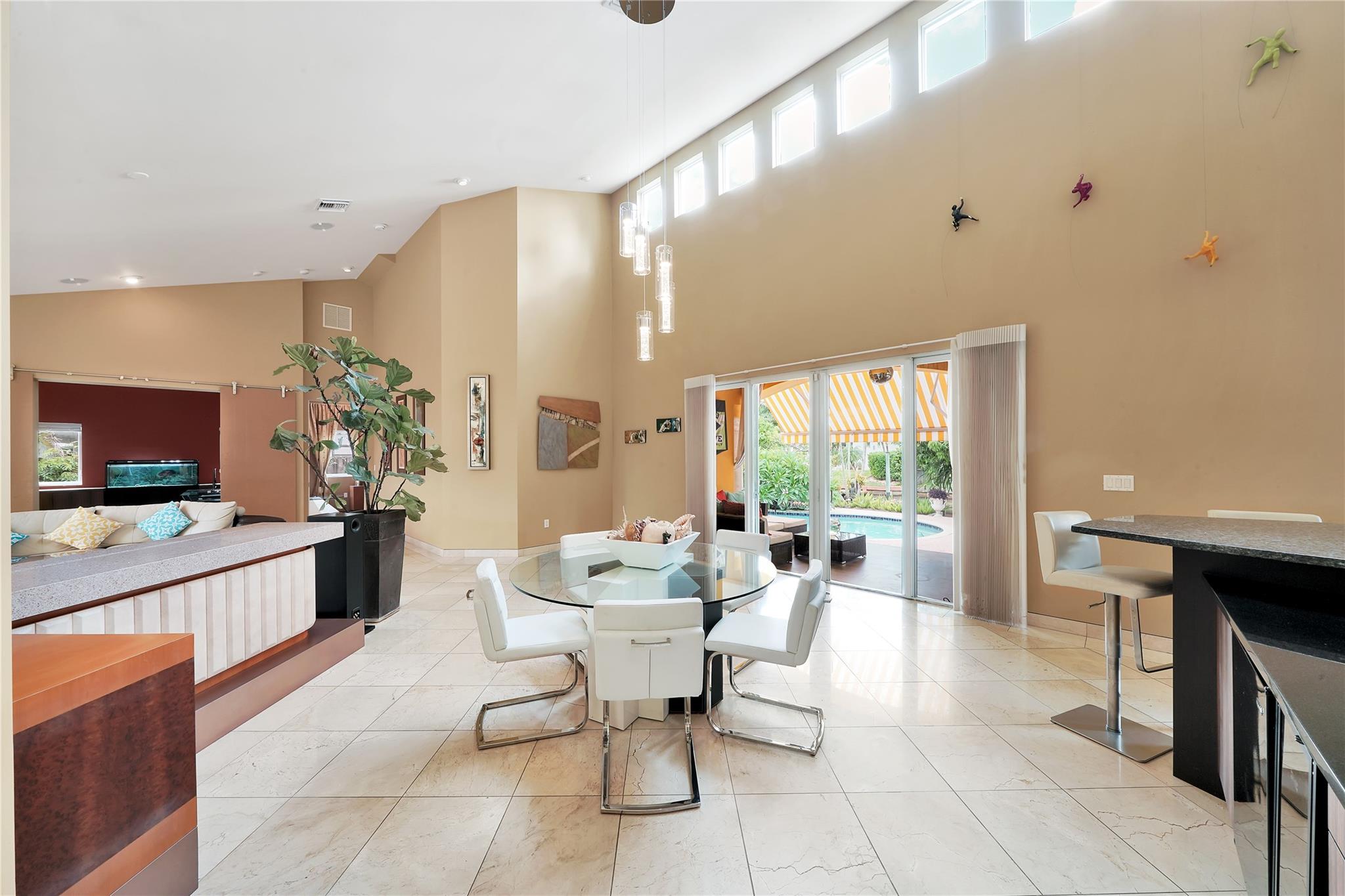 2631 Okeechobee Ln Fort Lauderdale, FL 33312