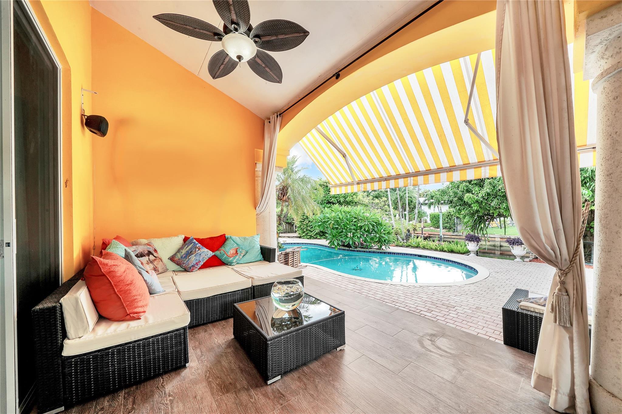 2631 Okeechobee Ln Fort Lauderdale, FL 33312