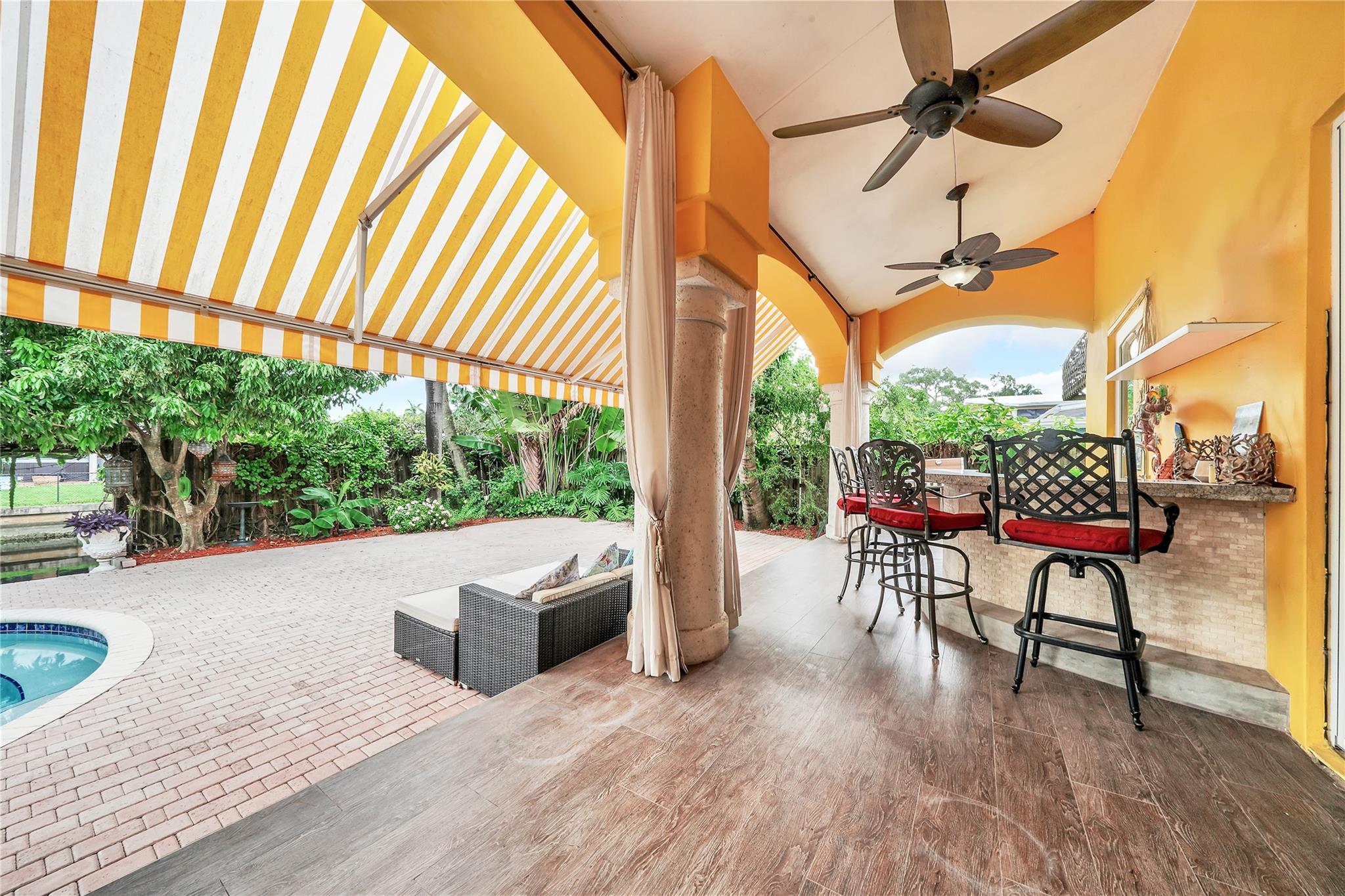 2631 Okeechobee Ln Fort Lauderdale, FL 33312