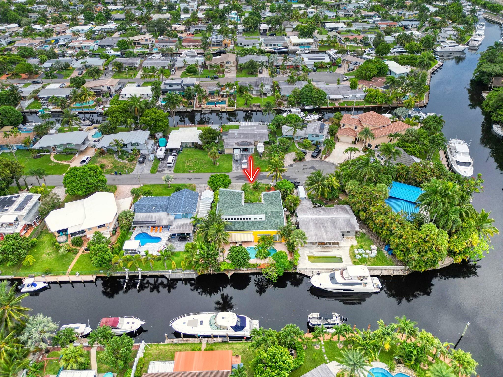 2631 Okeechobee Ln Fort Lauderdale, FL 33312