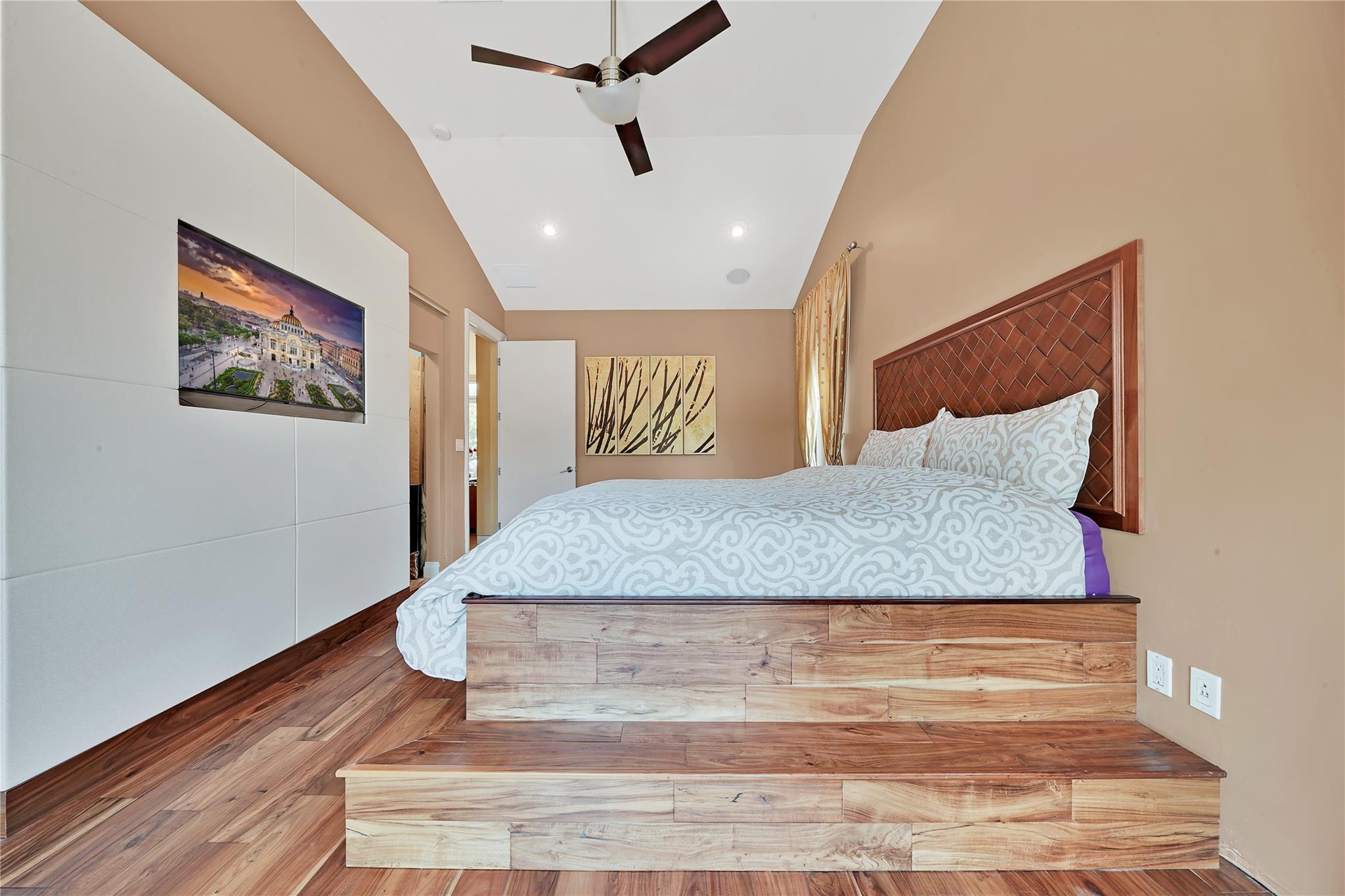 2631 Okeechobee Ln Fort Lauderdale, FL 33312