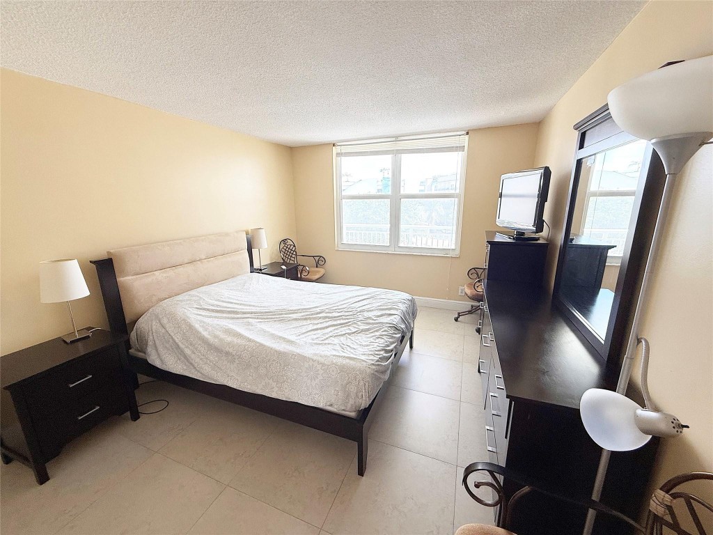 201 N Ocean Blvd #506 Pompano Beach, FL 33062