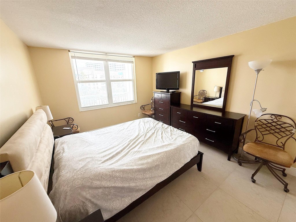 201 N Ocean Blvd #506 Pompano Beach, FL 33062