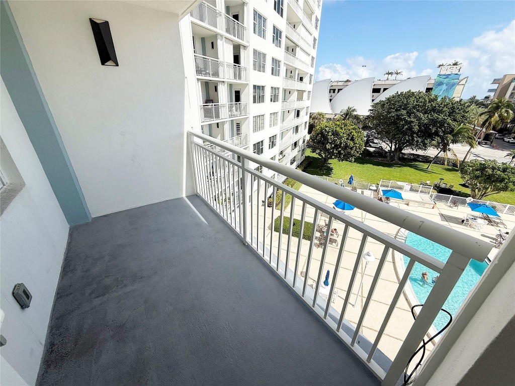 201 N Ocean Blvd #506 Pompano Beach, FL 33062