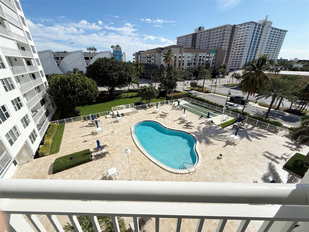 201 N Ocean Blvd #506 Pompano Beach, FL 33062