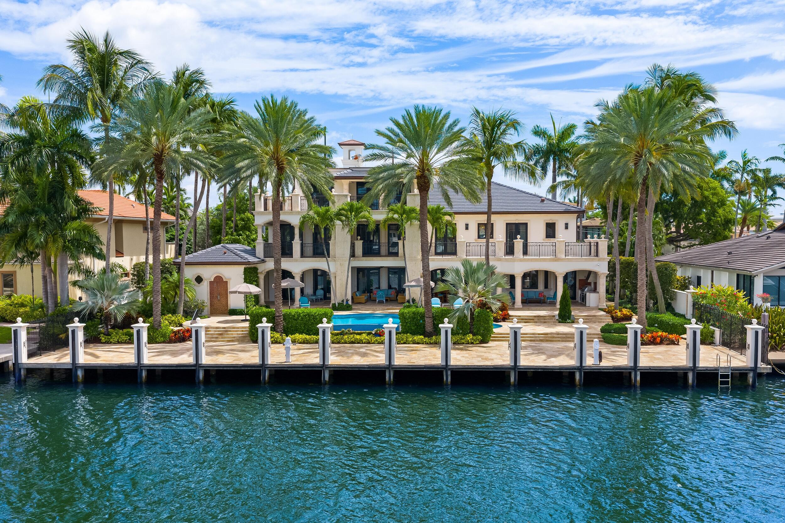 2430 Del Lago Fort Lauderdale, FL 33316
