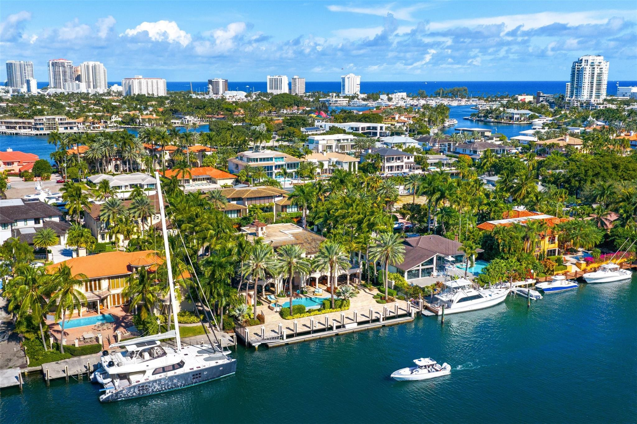 2430 Del Lago Fort Lauderdale, FL 33316