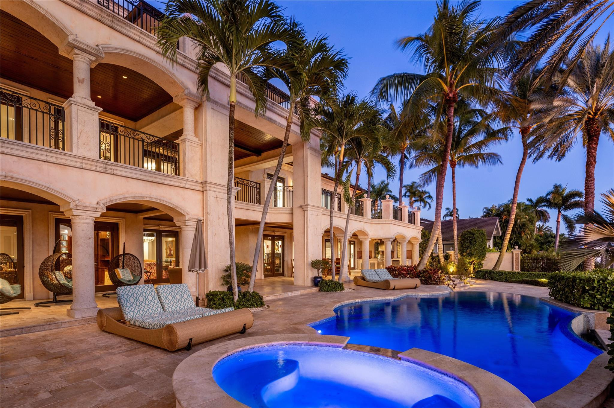 2430 Del Lago Fort Lauderdale, FL 33316