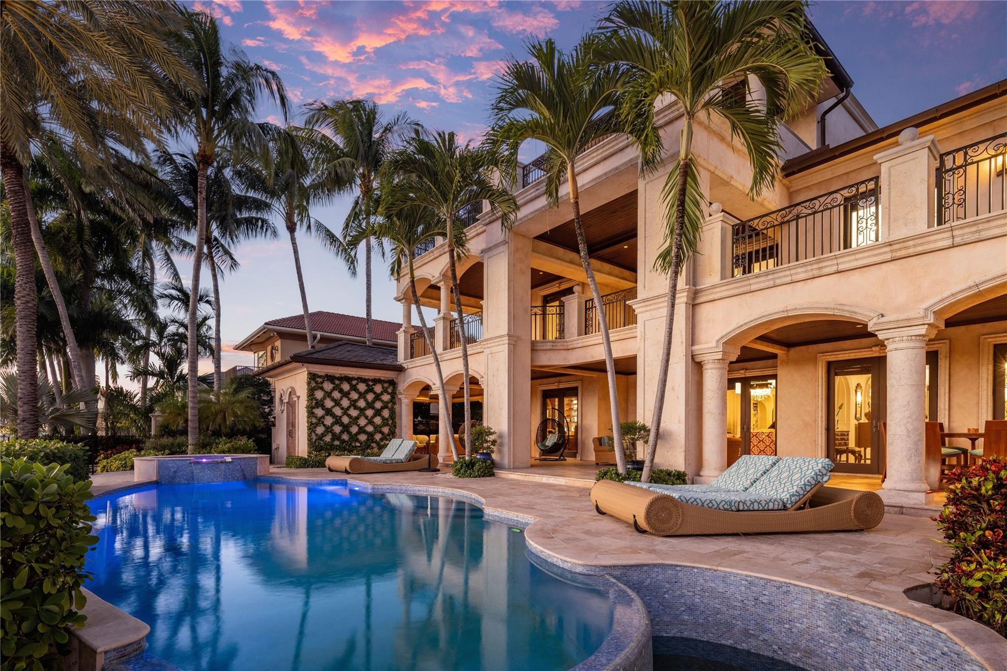 2430 Del Lago Fort Lauderdale, FL 33316