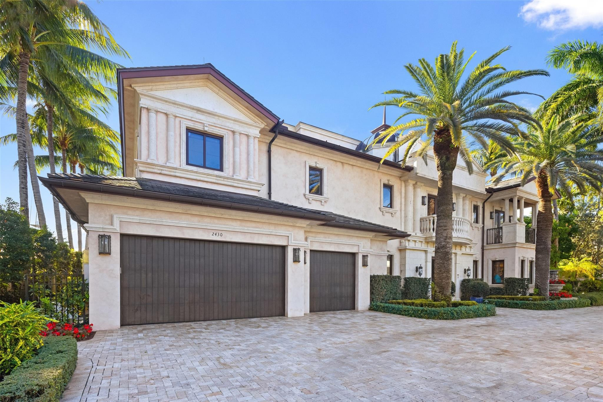 2430 Del Lago Fort Lauderdale, FL 33316