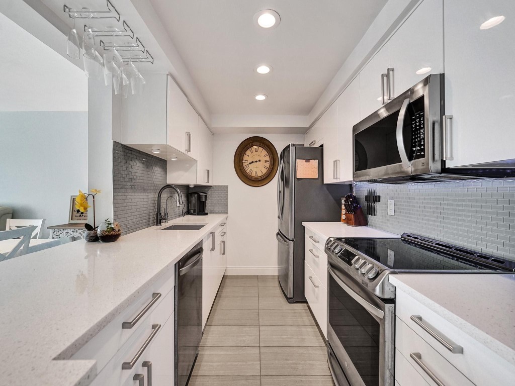 1101 River Reach #205