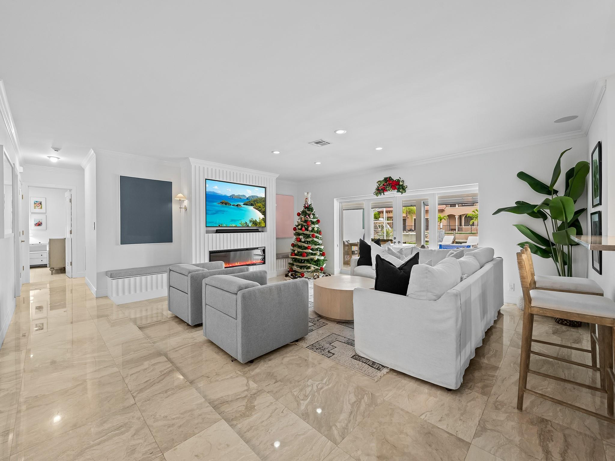 2811 NE 55th Fort Lauderdale, FL 33308