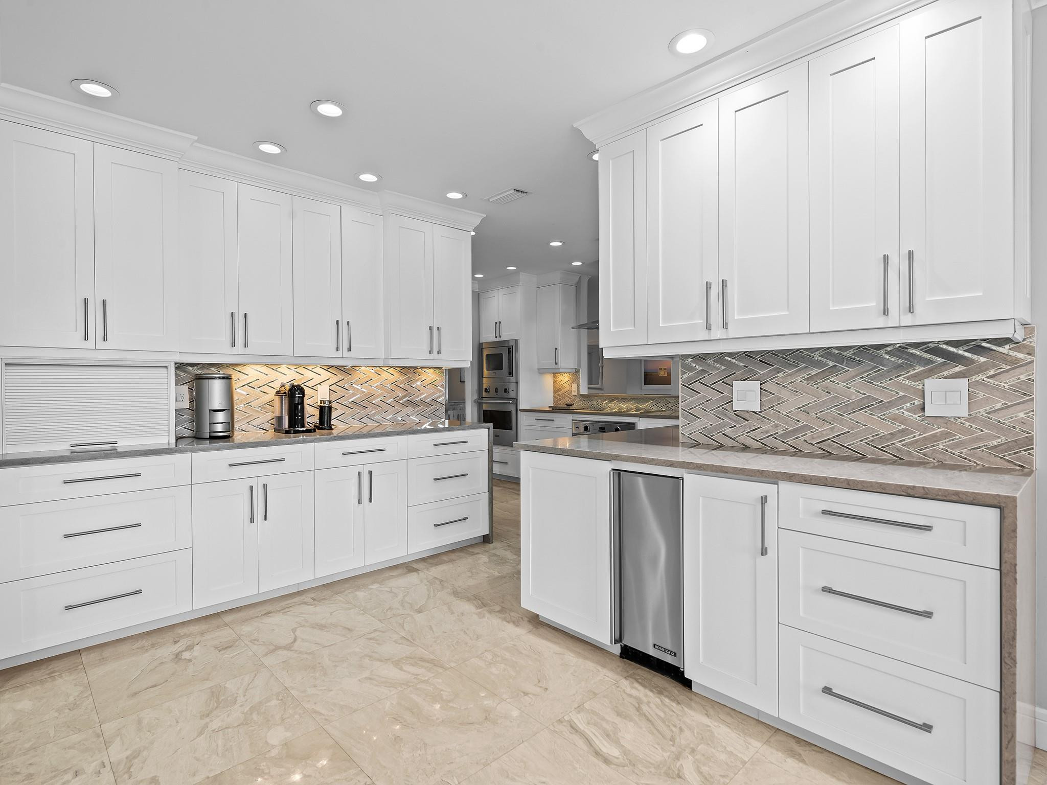 2811 NE 55th Fort Lauderdale, FL 33308