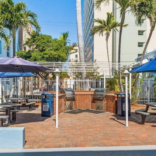315 Van Buren #205B Hollywood, FL 33019