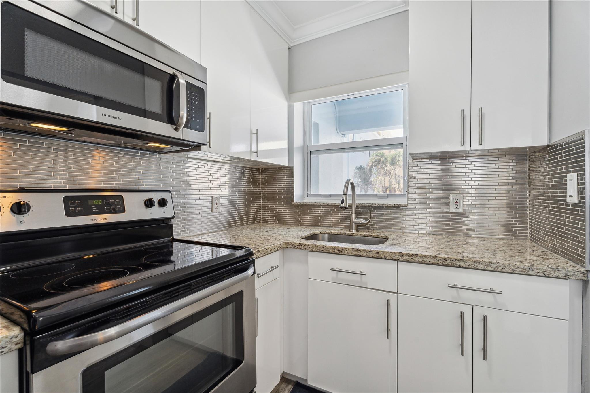 315 Van Buren #205B Hollywood, FL 33019