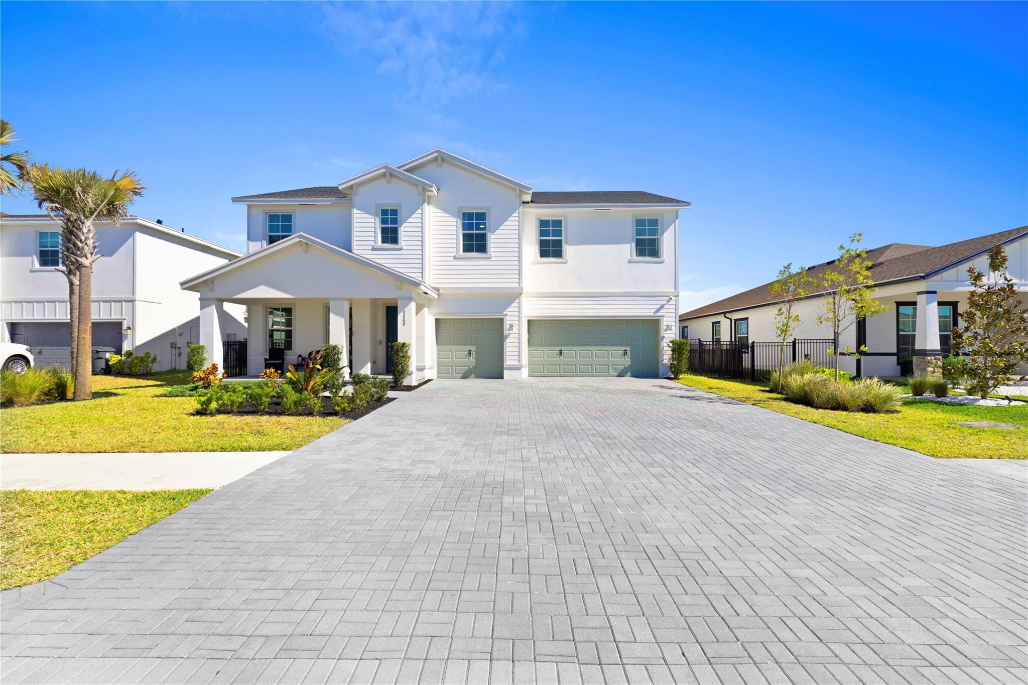 1148 Tangled Orchard