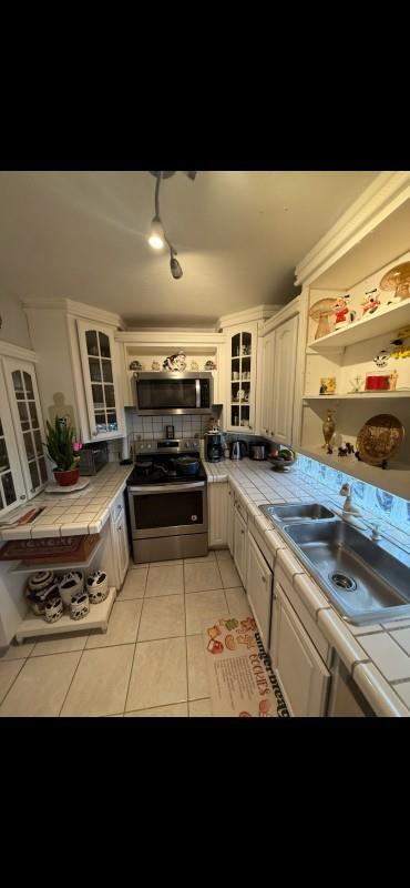 2610 Pierce Hollywood, FL 33020