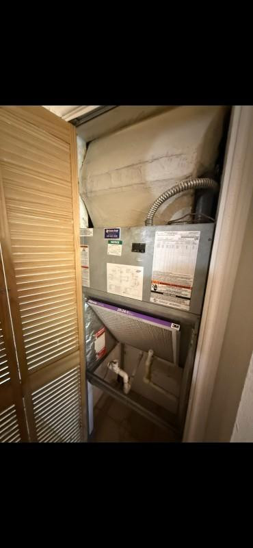 2610 Pierce Hollywood, FL 33020