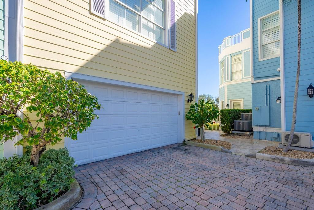 2825 Marina #2825 Lighthouse Point, FL 33064