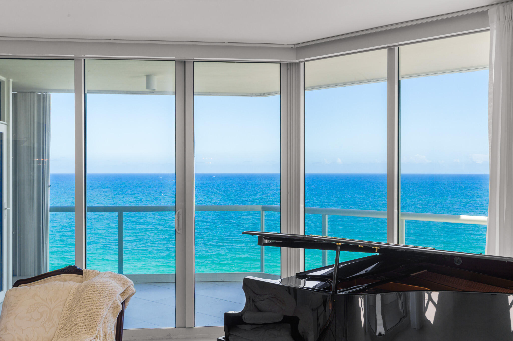 6051 N Ocean #1101 Hollywood, FL 33019