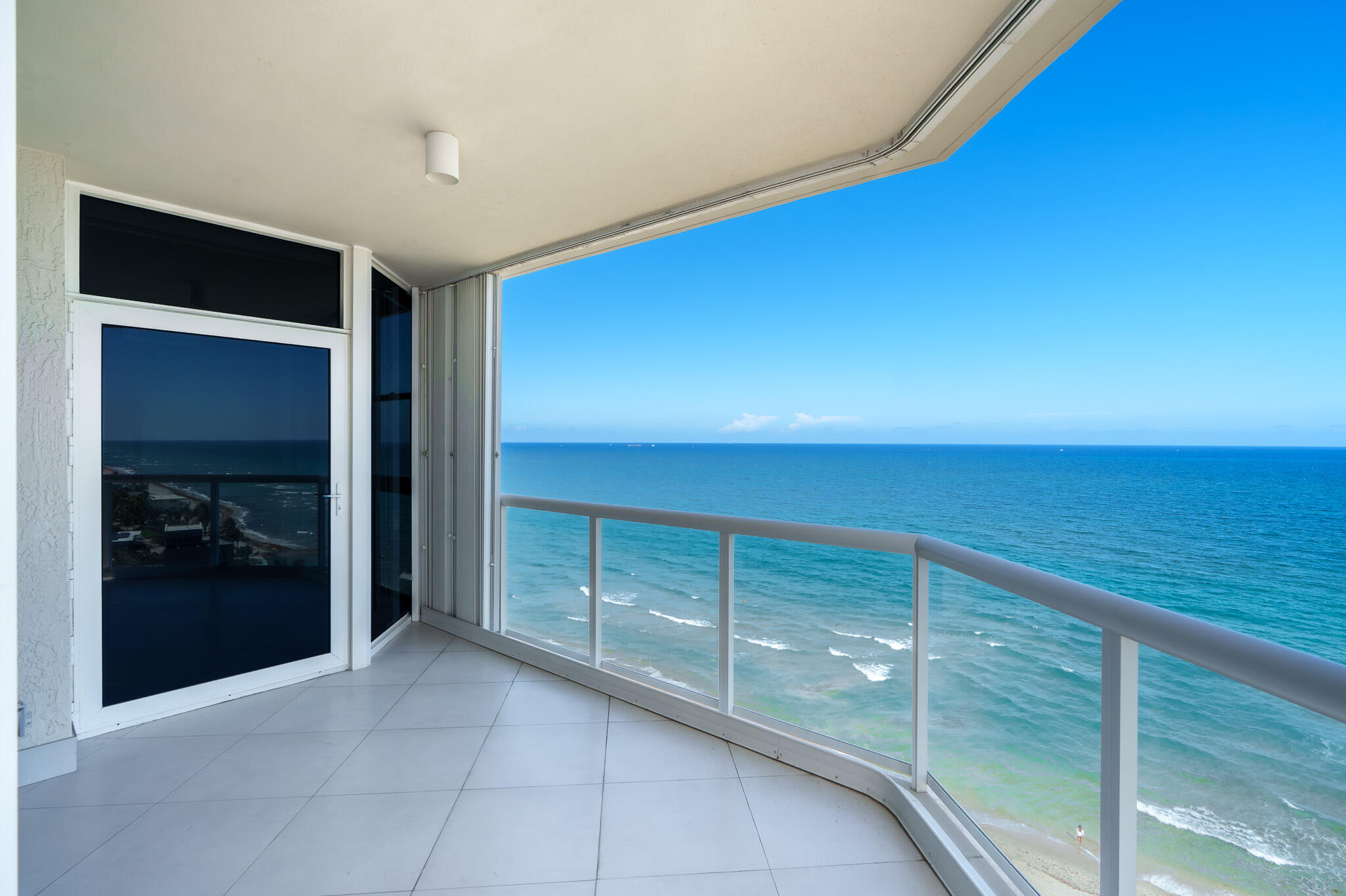 6051 N Ocean #1101 Hollywood, FL 33019