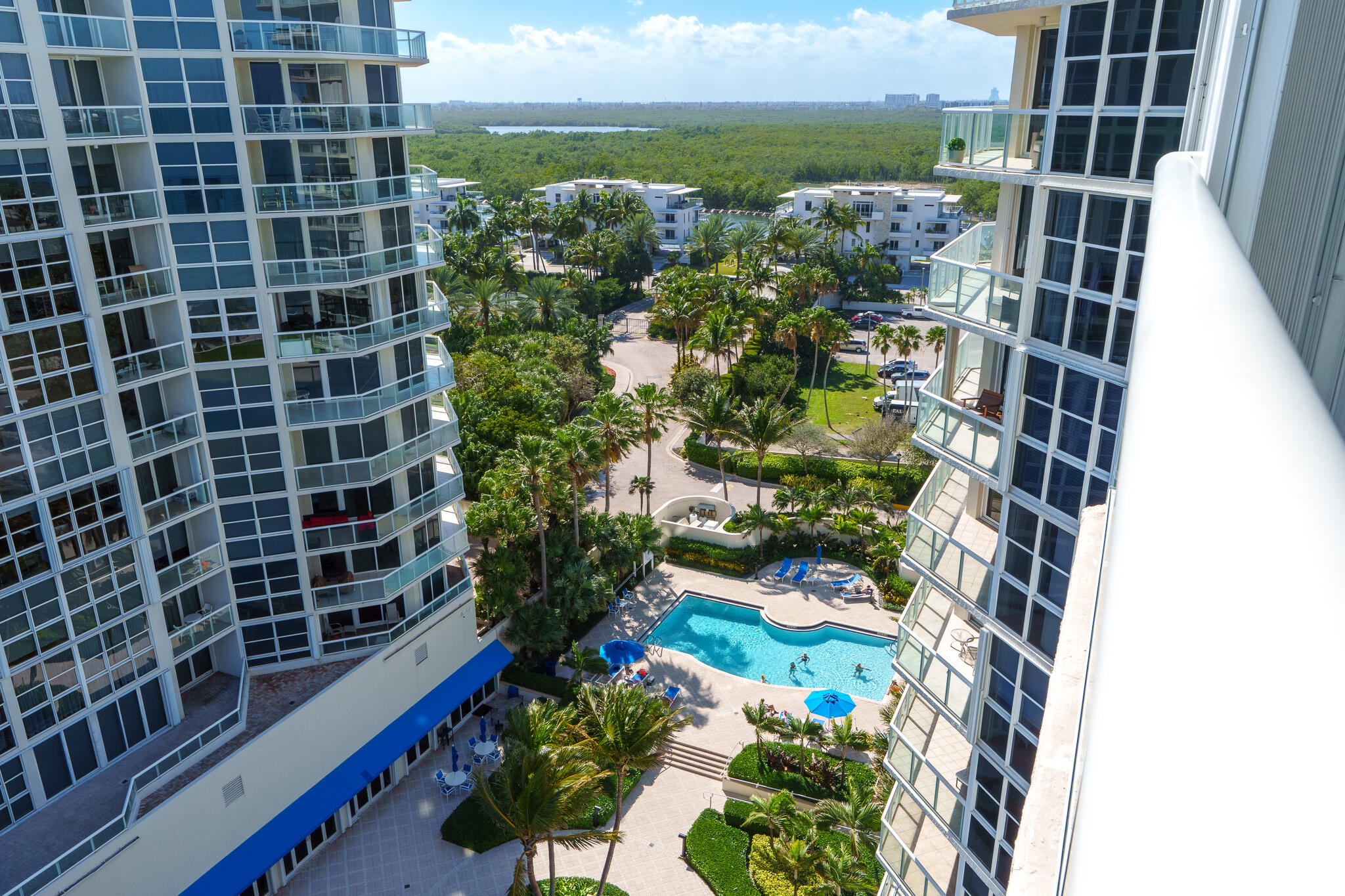 6051 N Ocean #1101 Hollywood, FL 33019