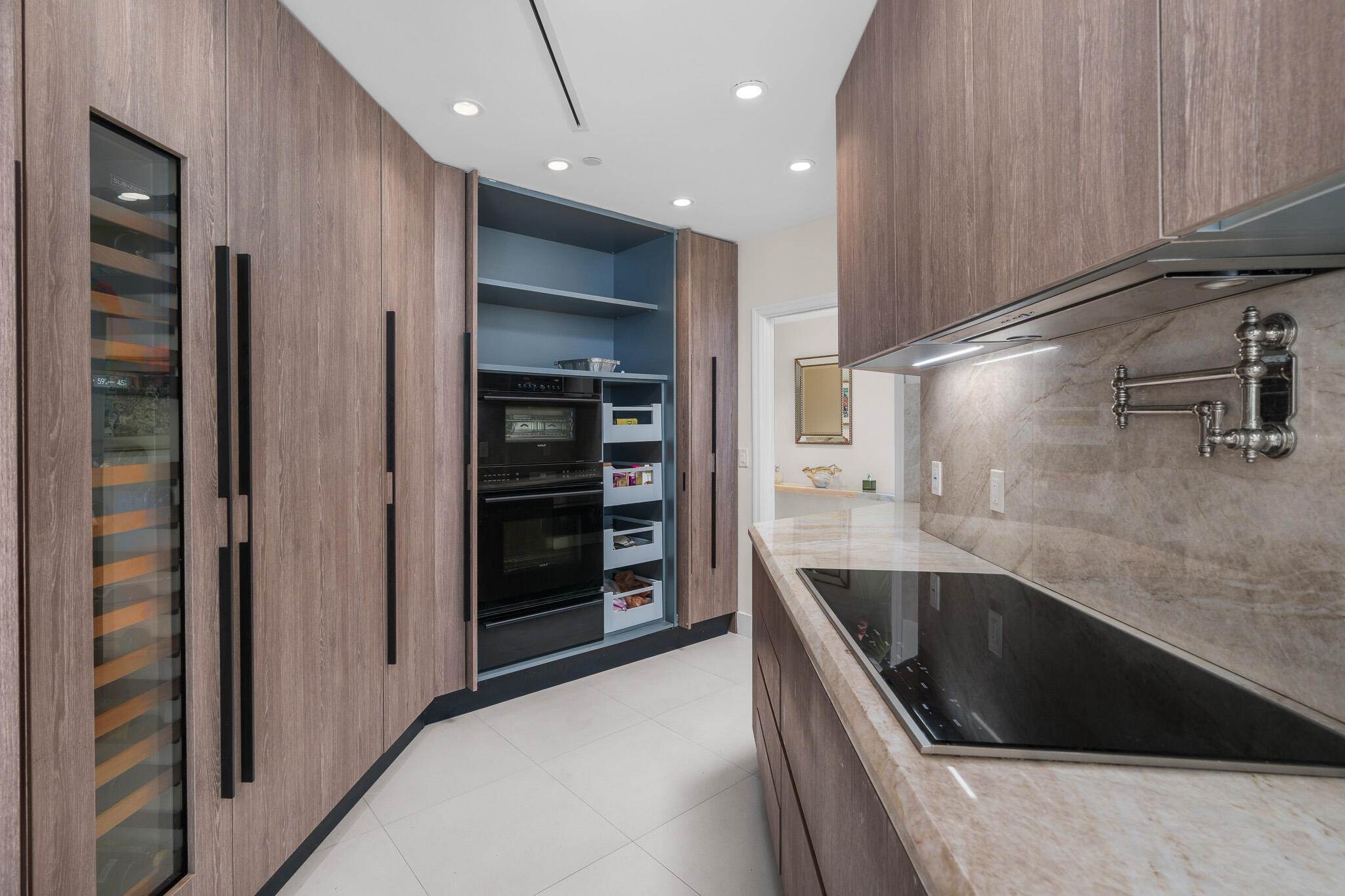 6051 N Ocean #1101 Hollywood, FL 33019