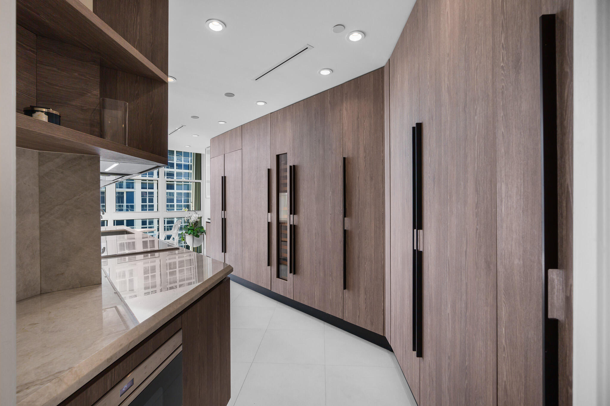 6051 N Ocean #1101 Hollywood, FL 33019