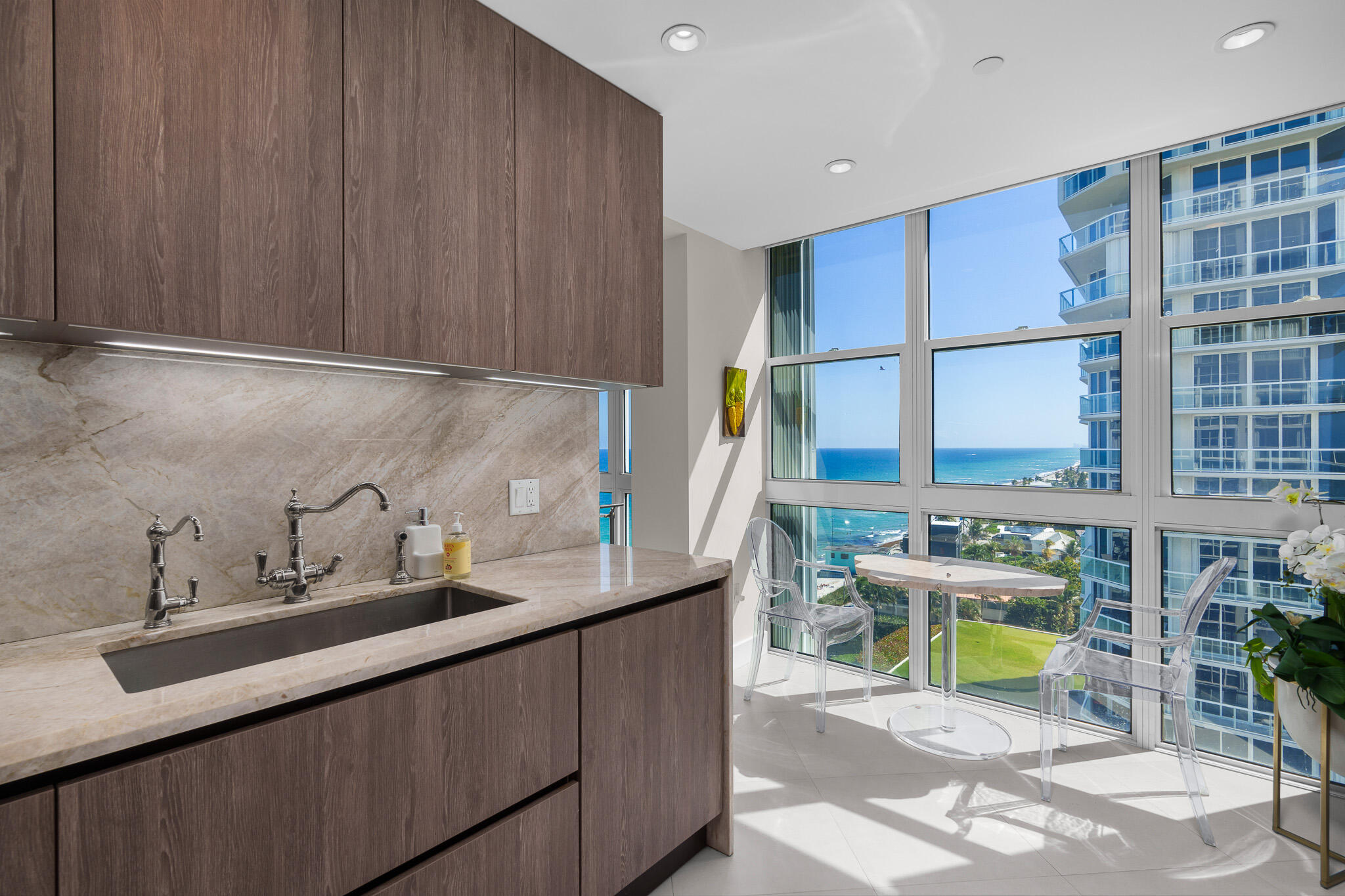 6051 N Ocean #1101 Hollywood, FL 33019