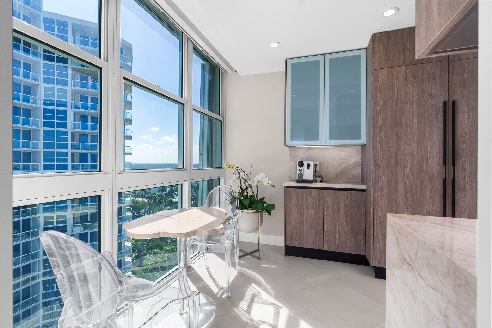 6051 N Ocean #1101 Hollywood, FL 33019