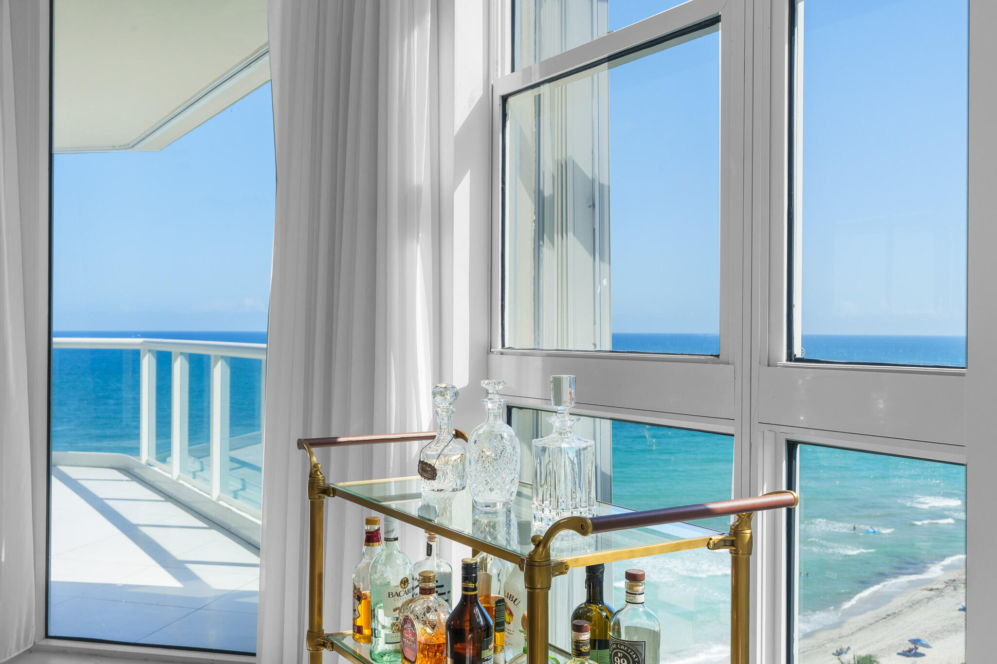 6051 N Ocean #1101 Hollywood, FL 33019