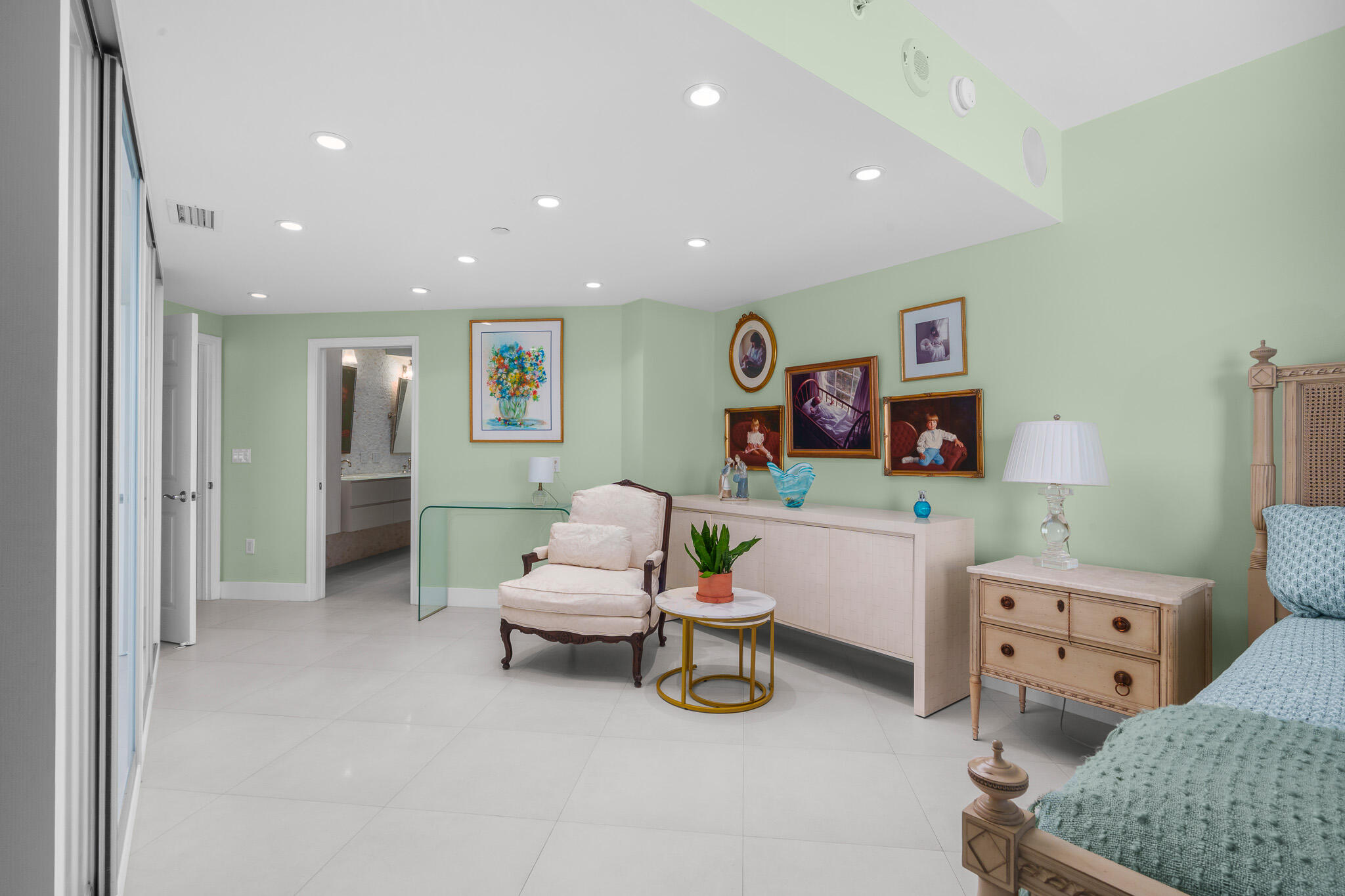 6051 N Ocean #1101 Hollywood, FL 33019