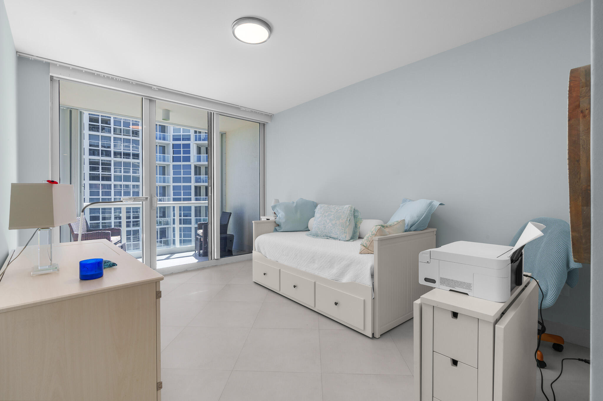 6051 N Ocean #1101 Hollywood, FL 33019
