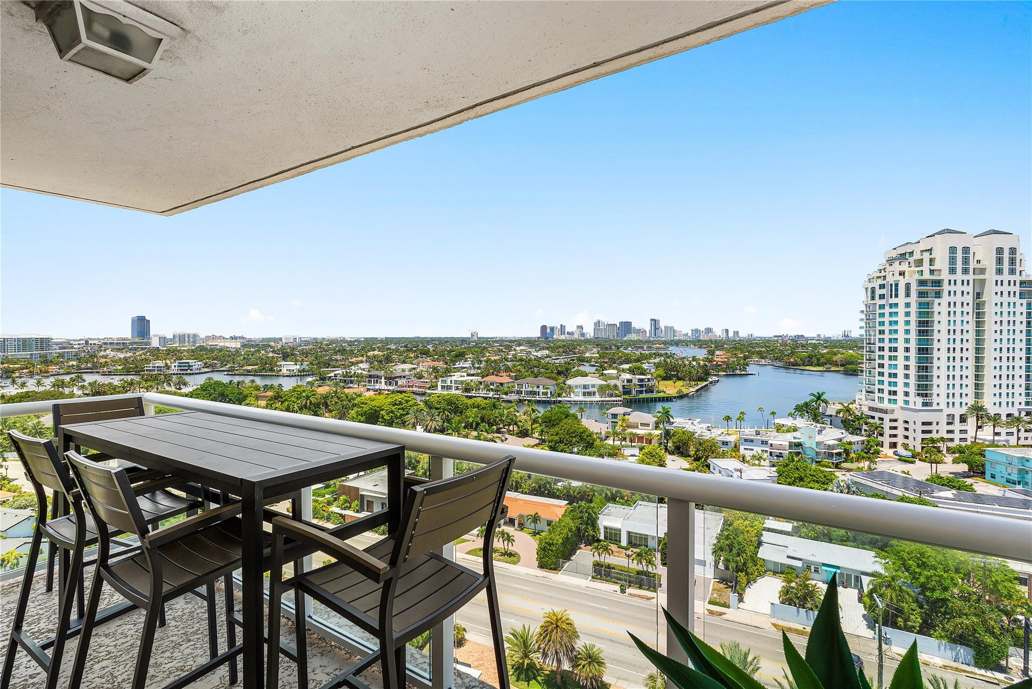 3000 Holiday #1605 Fort Lauderdale, FL 33316